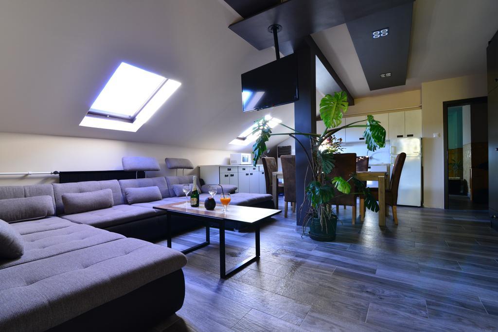Thermal Panzio ชาร์วาร์ ภายนอก รูปภาพ